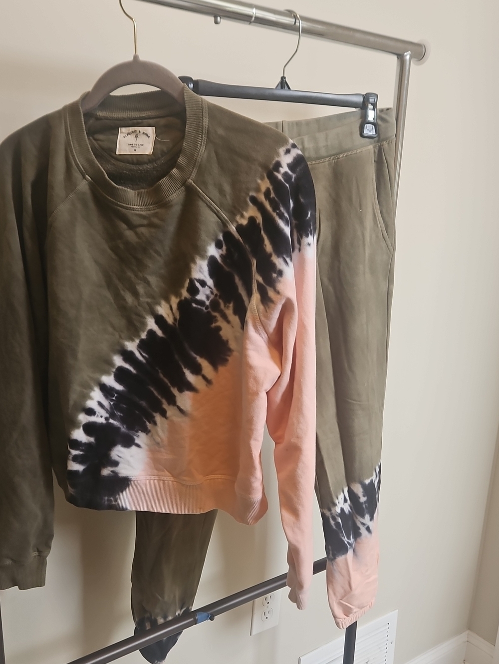 Olive & Pink Tie-Dye Pajama Set - Casual Crew & Joggers - Picture 1 of 2